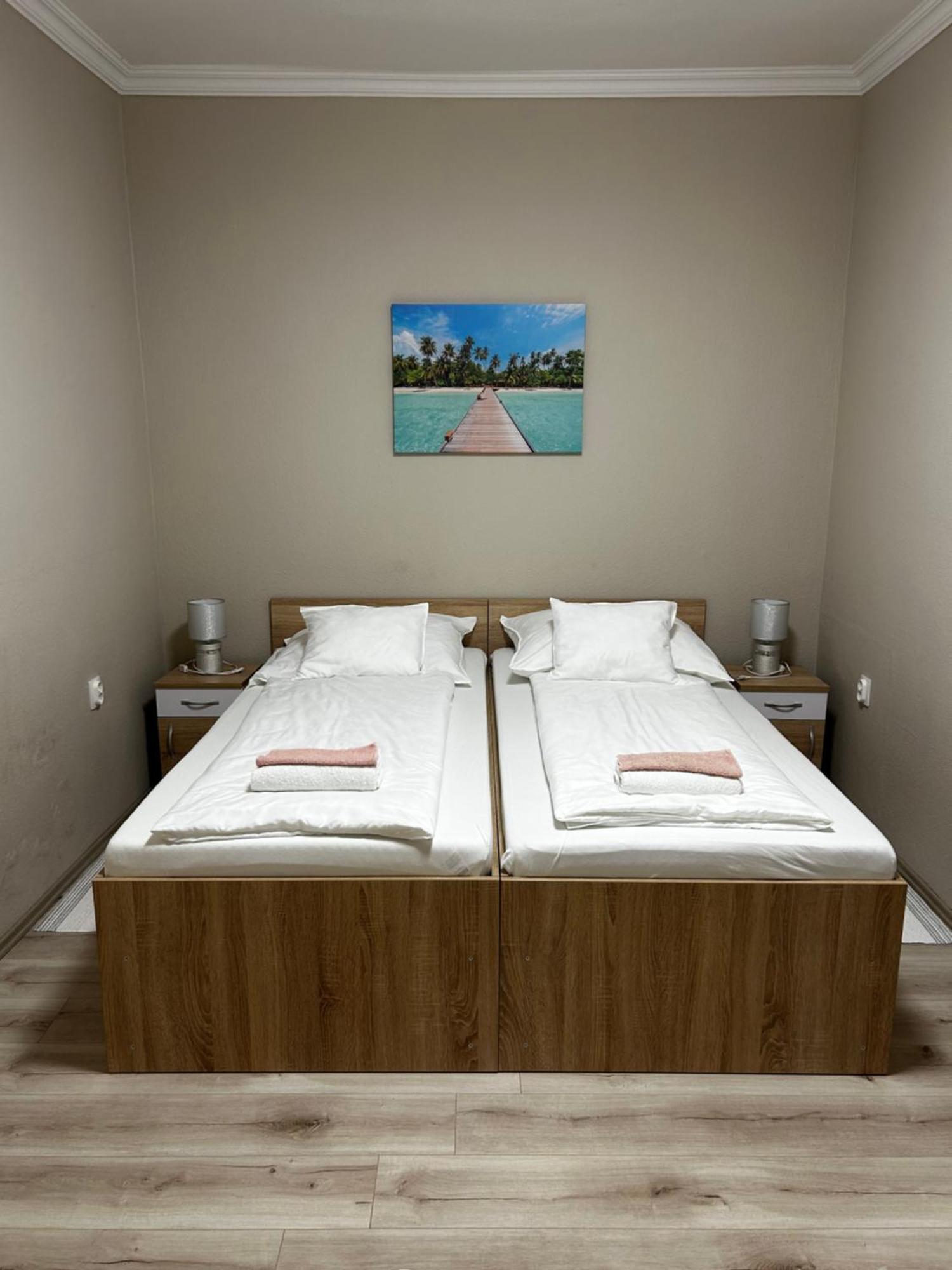 Kisvirag Apartman Hajduszoboszlo Bagian luar foto